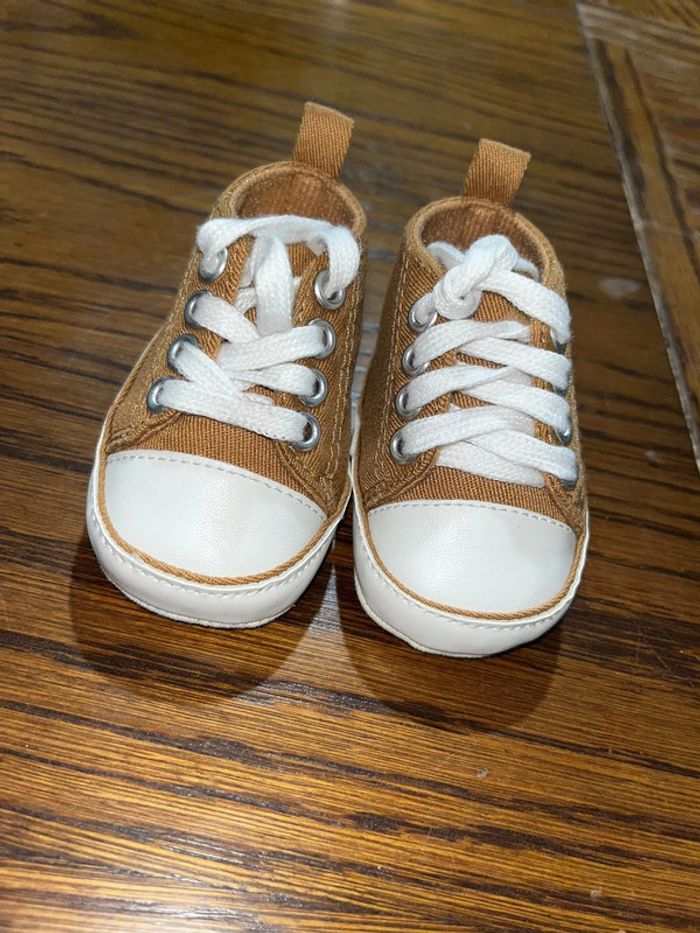 Chaussure bébé - photo numéro 3