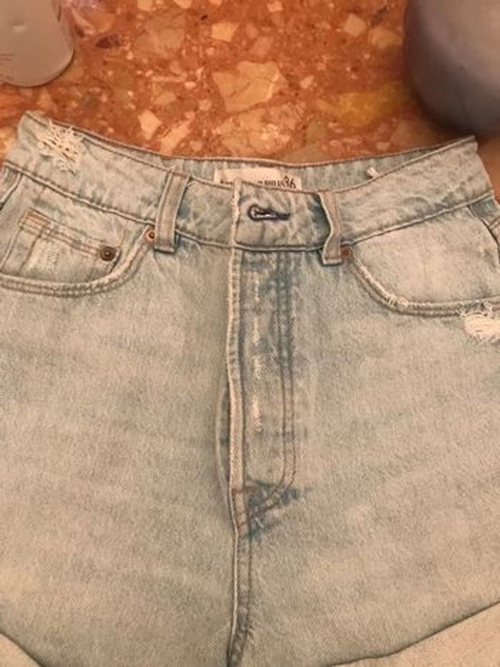 Short en jeans bleu clair - photo numéro 2