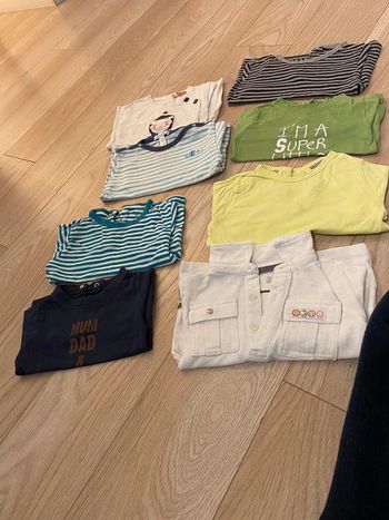 Lot de 8 t shirts manches longues 18 mois très bon etat