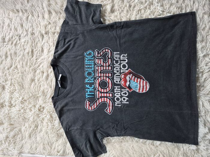 Tee Shirt Bershka gris - Taille S - Neuf - photo numéro 4
