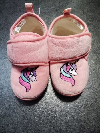 Chausson licorne pointure 25