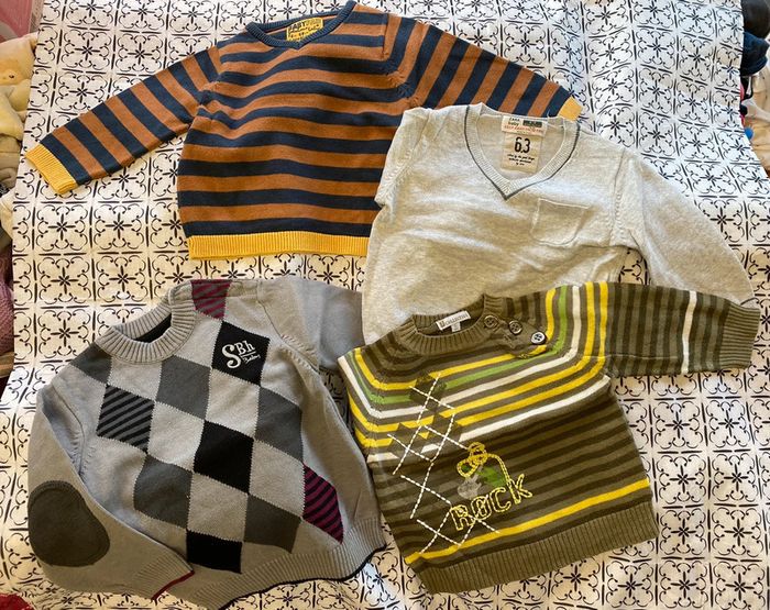 Lot de pull 6 mois