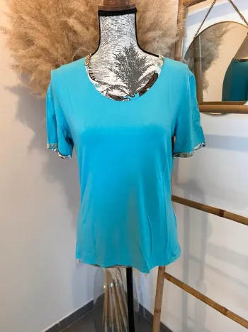 Teeshirt bleu vif