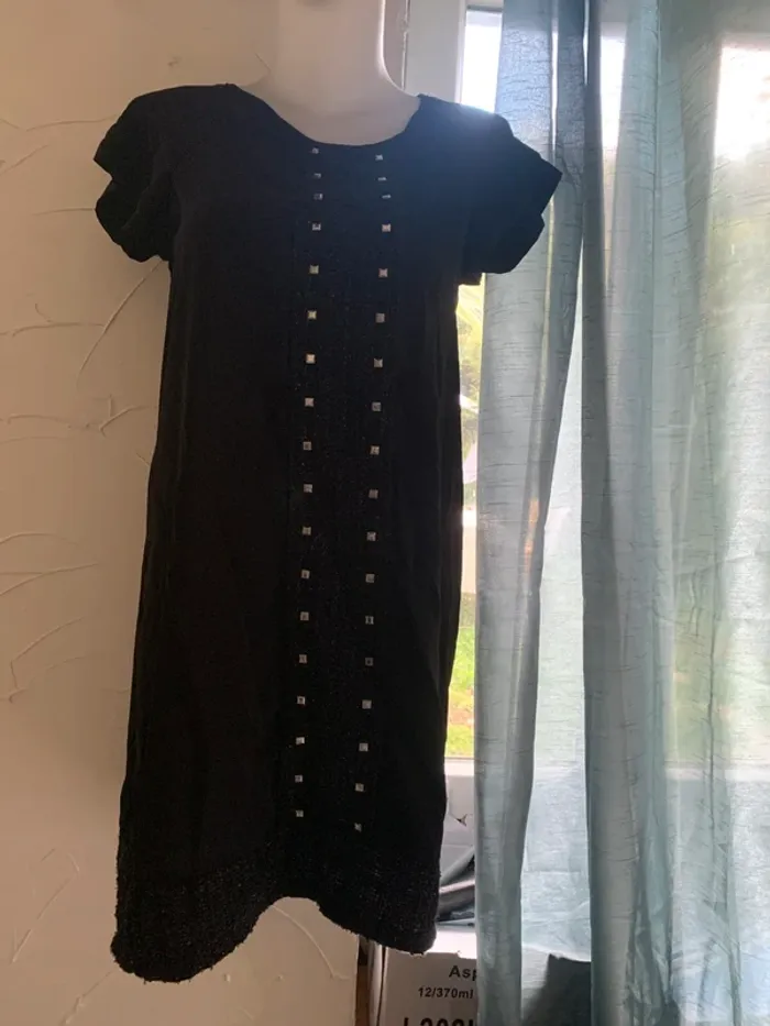 Robe cache cache taille 40 noire