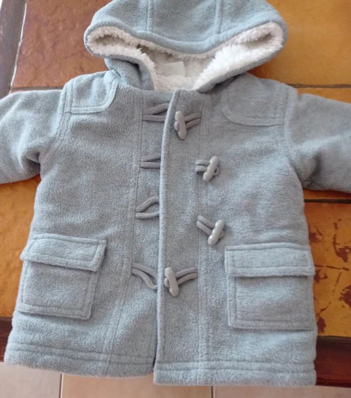 Manteau à capuche 9 mois - photo numéro 2