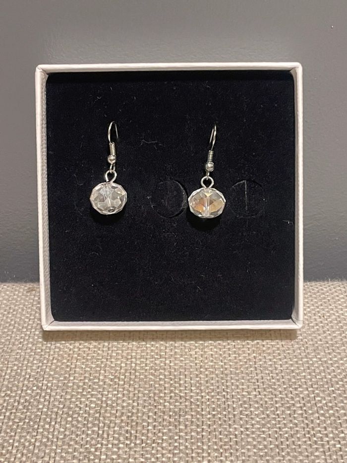 boucles d'oreille