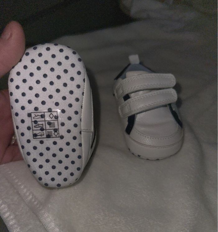 Chaussure bébé - photo numéro 2