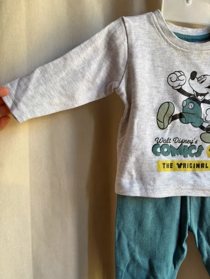 Pyjama 2 pièces Mickey  3-6 mois - photo numéro 2