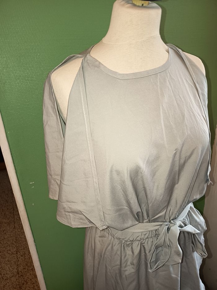 Robe de soirée grise perle - photo numéro 3