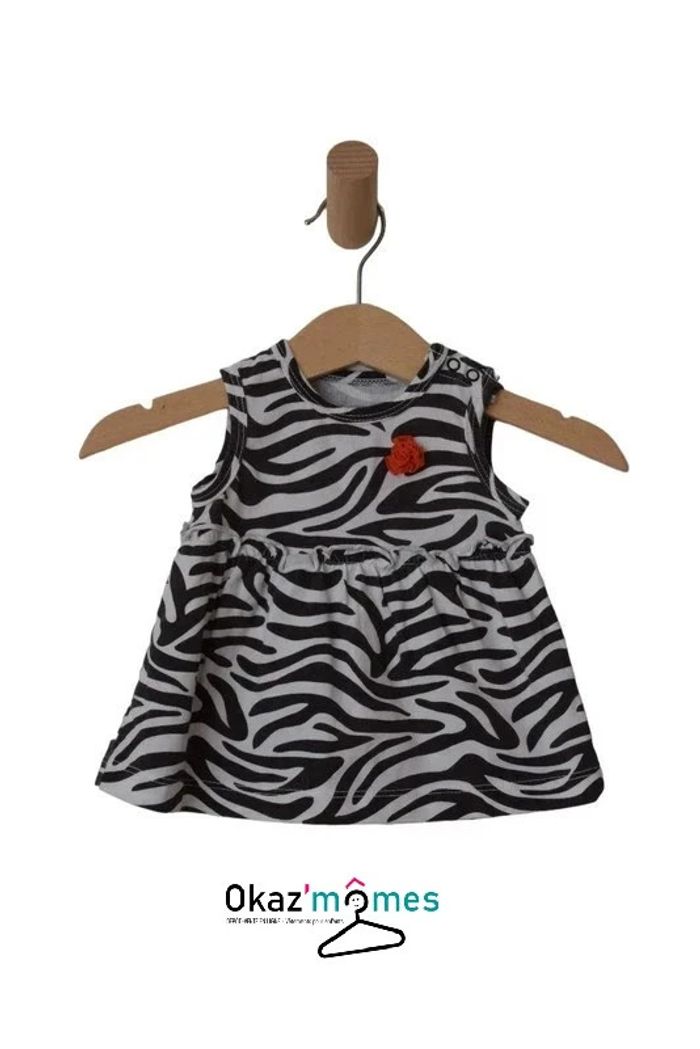 LOT de 2 t-shirts sans manches (1 kaki + 1 zébré) - bébé fille 3 mois - photo numéro 2