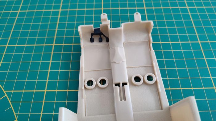 Châssis intérieur pièce détachée miniature Maisto Bmw 502 1955 1/18 1/18e 1/18ème #C63 - photo numéro 3