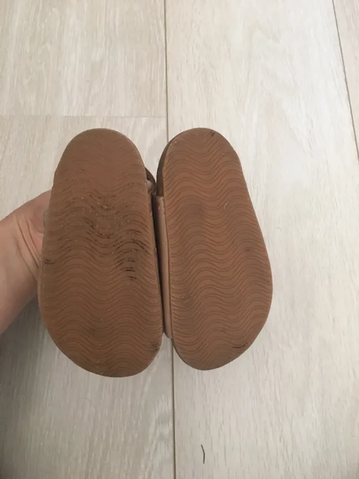 Sandales beiges vertbaudet T.21 - photo numéro 7