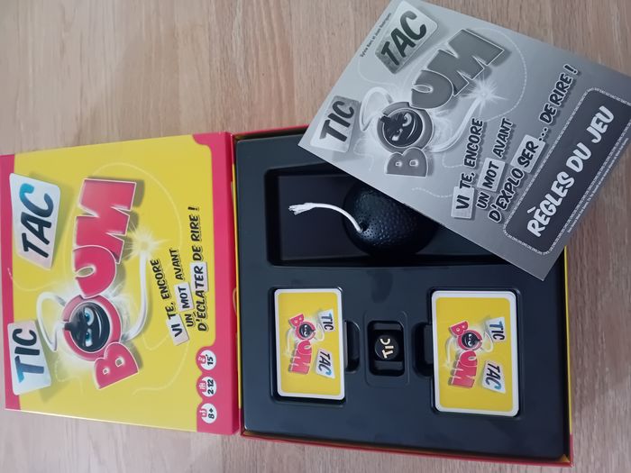 Tic Tac Boum dès 8 ans - Comme neuf - photo numéro 2