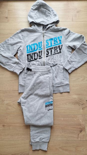 Diesel jogging pantalon et sweat zippé à capuche 12 ans