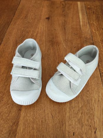 Baskets mi saison grises - taille 26