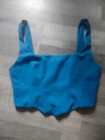 Top bleu