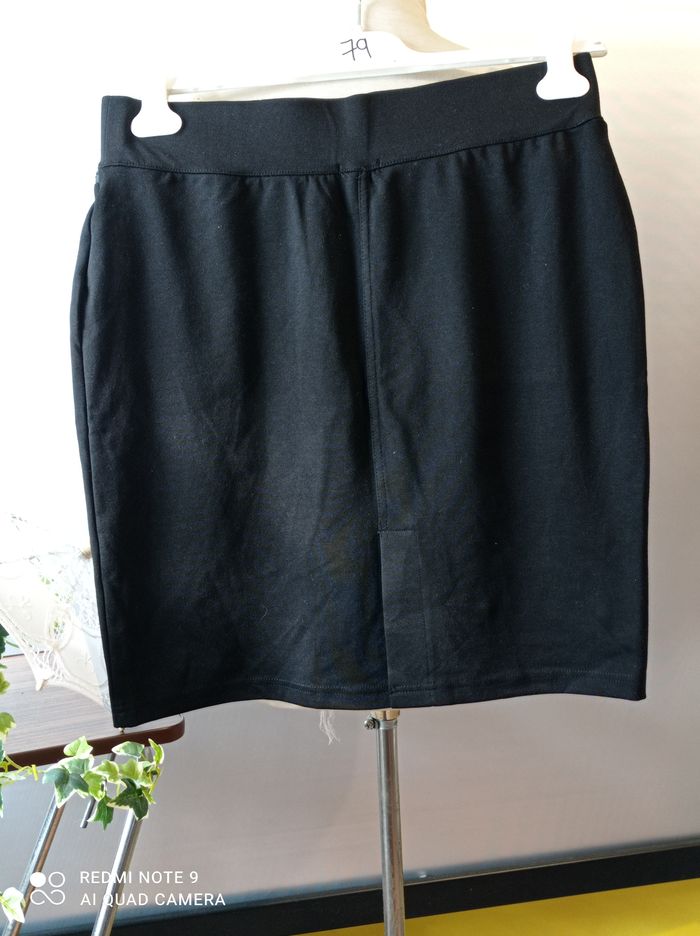 jupe neuve In Extenso 40 Réf 403 V11 - photo numéro 2