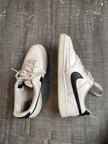 Chaussure Nike noir et blanc
