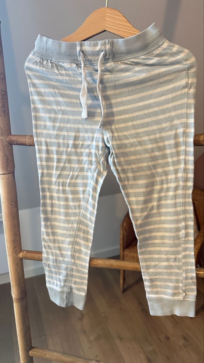 💜 Pyjama deux pièces blanc motif hiver tape à l’œil 5 ans 💜 - photo numéro 4