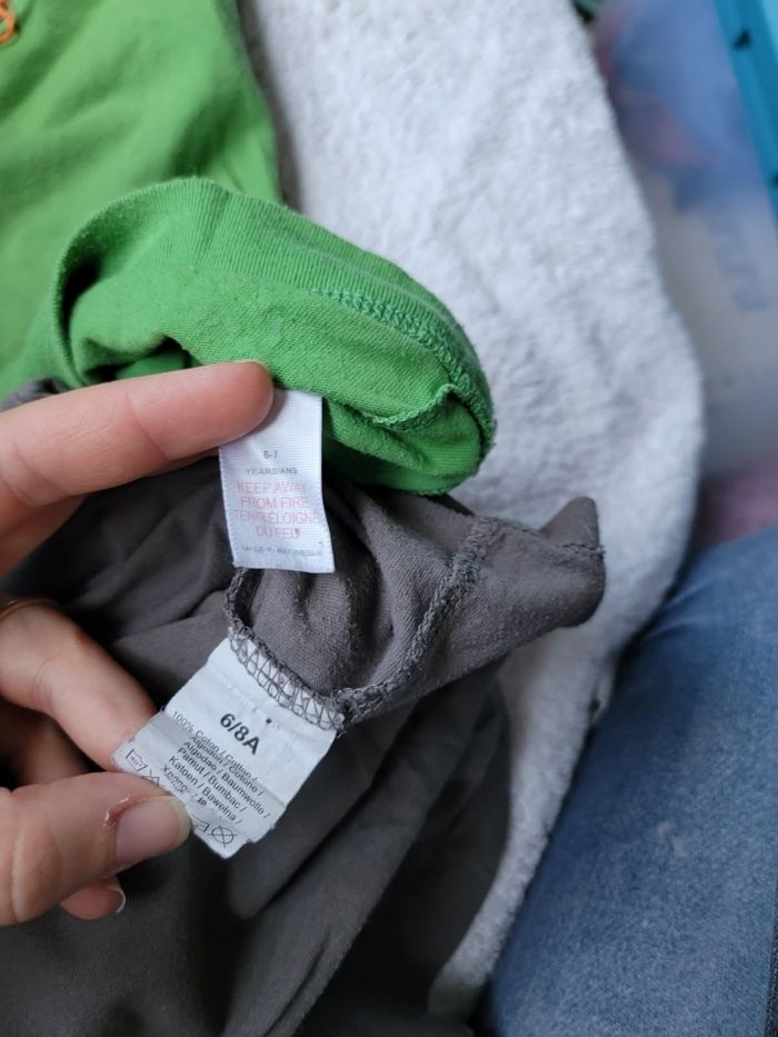 Lot vêtements fille 6 ans - photo numéro 8