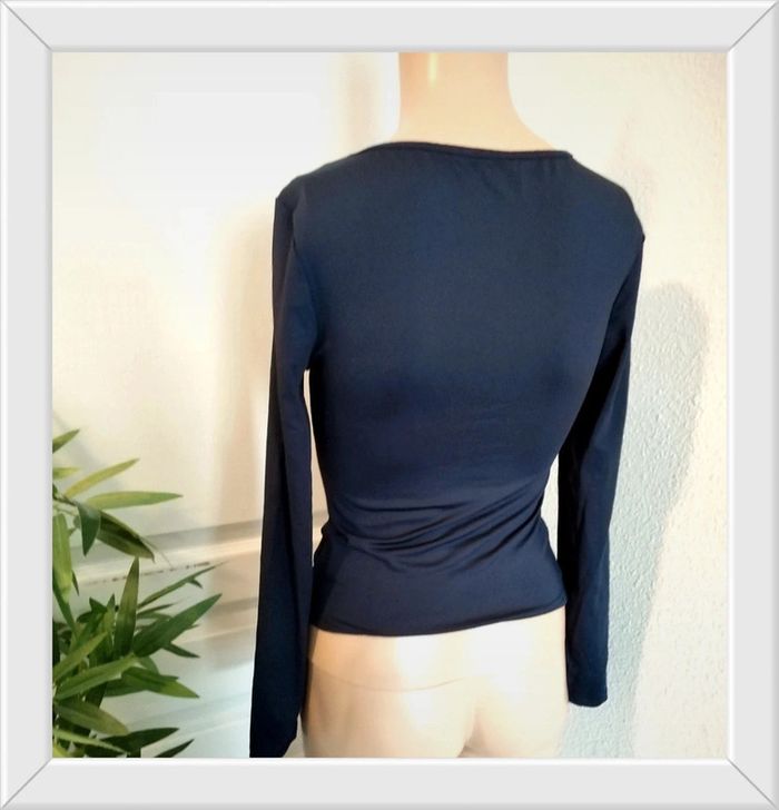 Top bleu marine Shein taille XS neuf, jamais porté - photo numéro 2