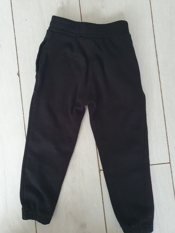 Jogging 4  ans - photo numéro 3