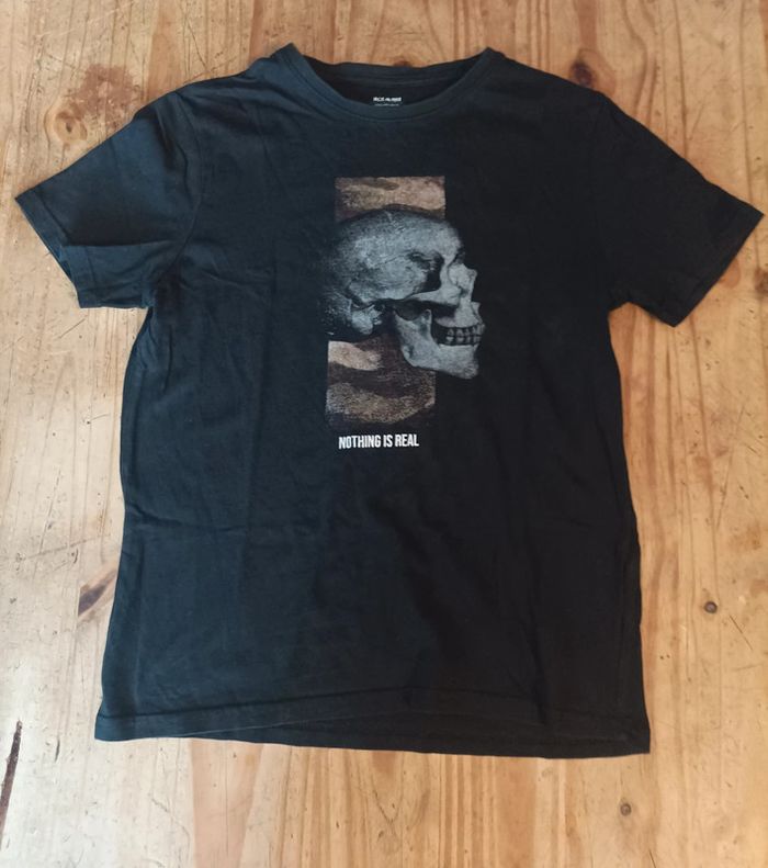 Tee shirt tête de mort