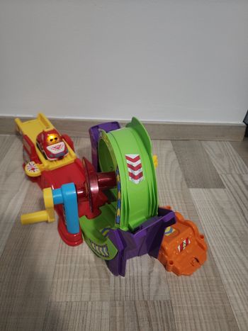 Piste Hot Wheels Action – 4 Loopings Et Crash – Voiture 1/64 Incluse – MATTEL