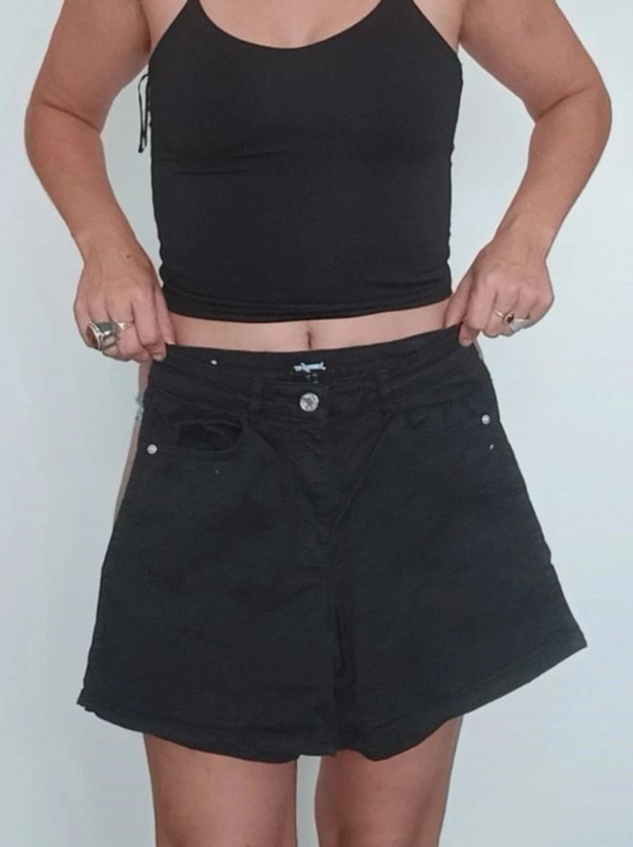 Short jean noir court évasé basique taille 36