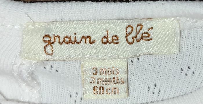 T shirt ajourée 3 mois - photo numéro 4