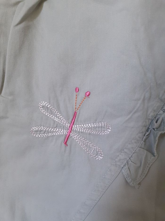 Robe grise motif papillon et libellule - photo numéro 2