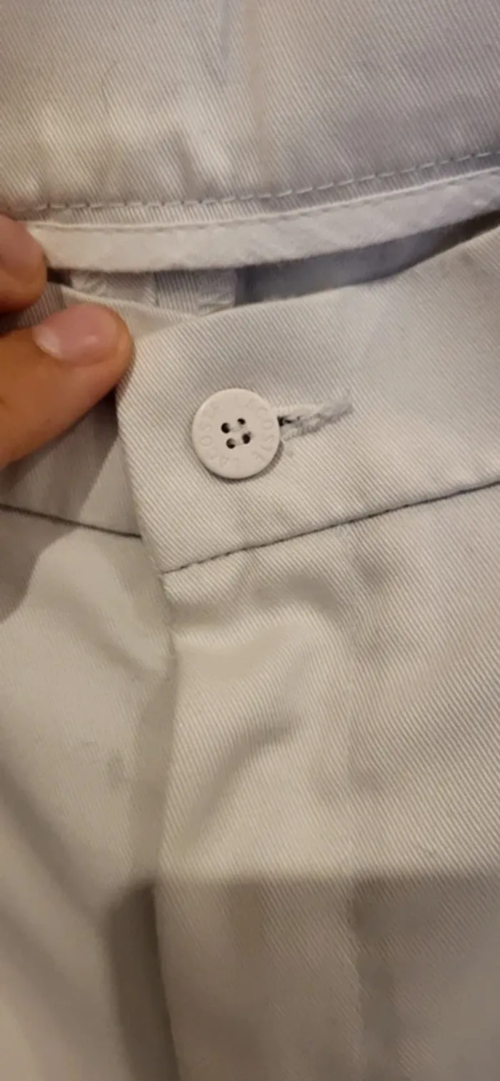 Bermuda homme Lacoste blanc taille 44 (taille petit, équiv. 38/M) - Très bon état - photo numéro 5