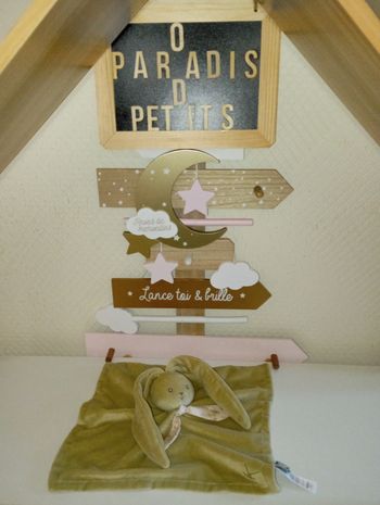 Doudou lapin mouchoir kaloo vert olive / kaki