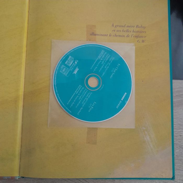 livre grand format + cd - le chat botté et les fées - photo numéro 2