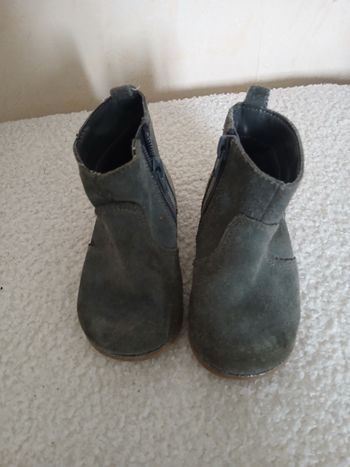 Bottines taille 22 