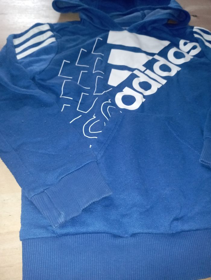 Sweat a capuche - photo numéro 2