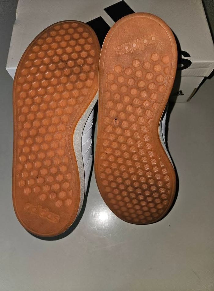 Basket Adidas - photo numéro 3