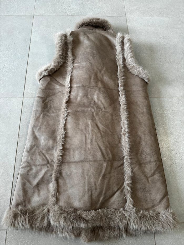 Long manteau sans manche, taille M/L, neuf 100cm de longueur - photo numéro 4