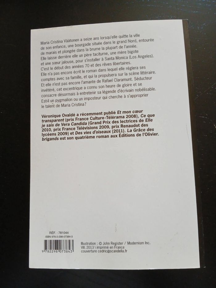 🍍 Livre Véronique Ovaldé La grâce des brigands - photo numéro 2
