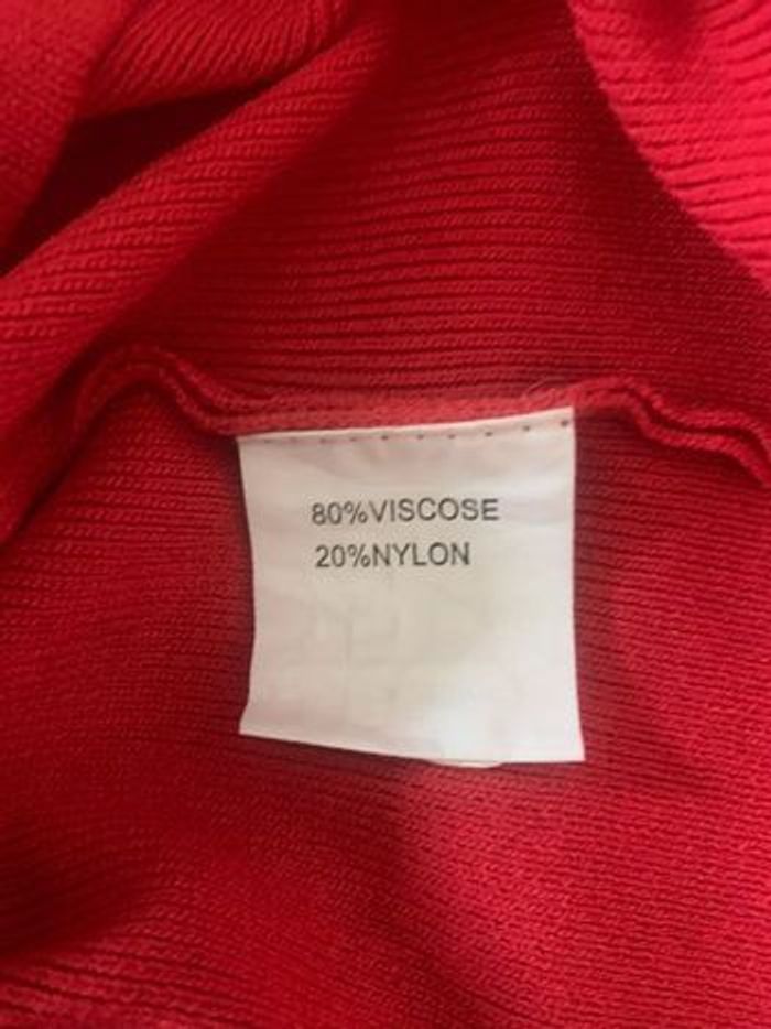 Robe rouge Taille 36 - photo numéro 8