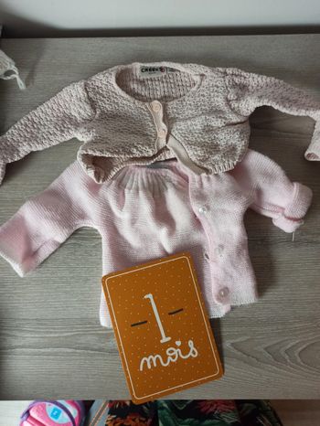 Gilet 1 mois fille
