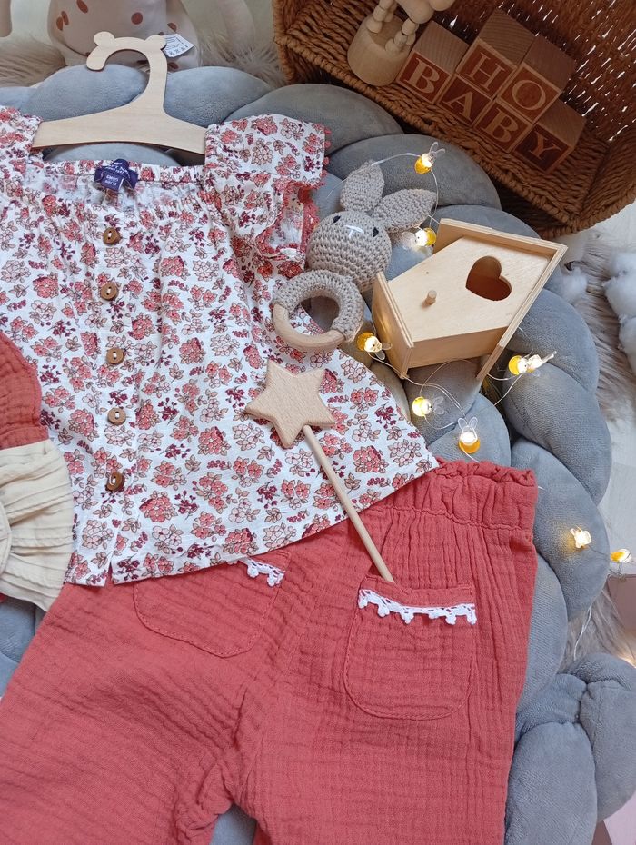Lot vêtements 6 mois fille été+ accessoires - photo numéro 4