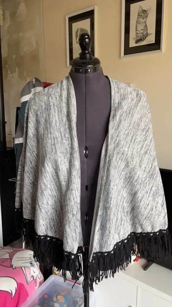 Poncho avec manche