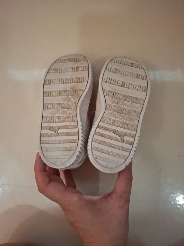 Baskets puma blanc et holo t26 - photo numéro 8