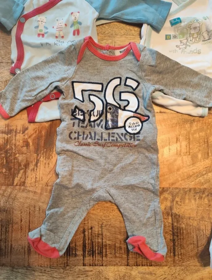 Lot de 10 vêtements naissance garçon - photo numéro 6