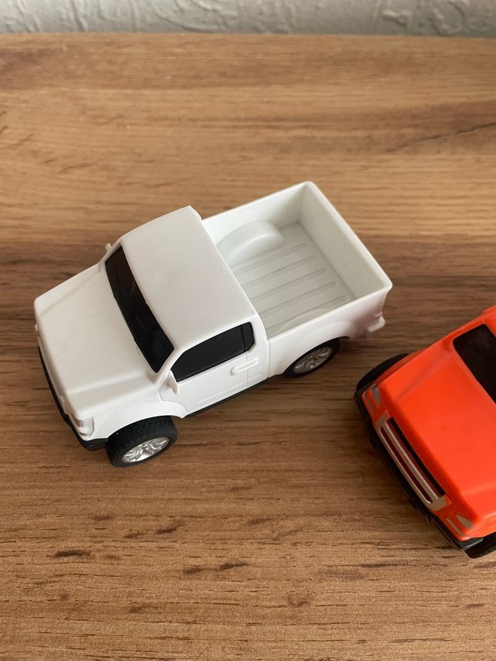 Lot de 2 petites voitures blanche & orange - photo numéro 4