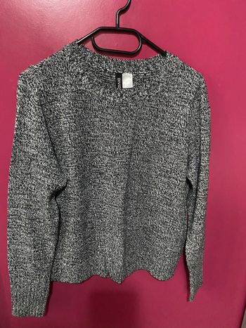 Pull court mélange de noir et blanc