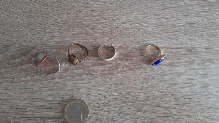 Magnifique lot petites bagues fantaisies vintage - photo numéro 2