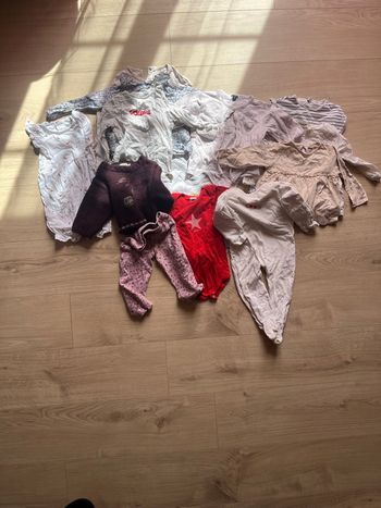 Lot 14 pièces 18 mois fille 