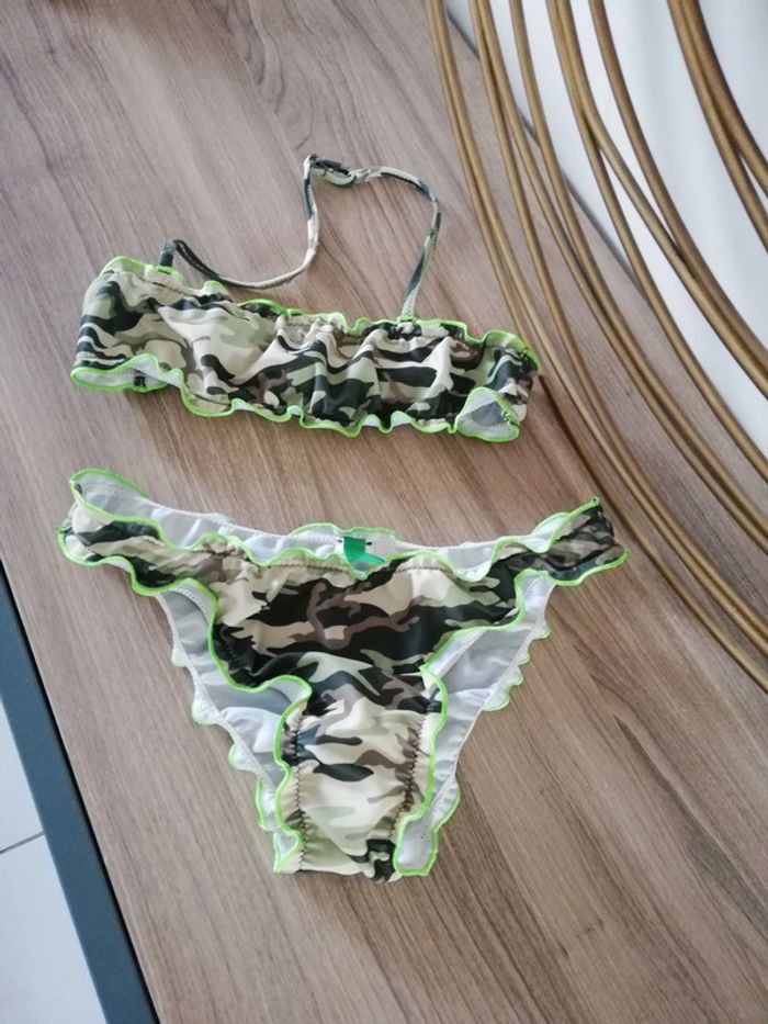 Maillot de bain 2 pièces Benetton T8ans